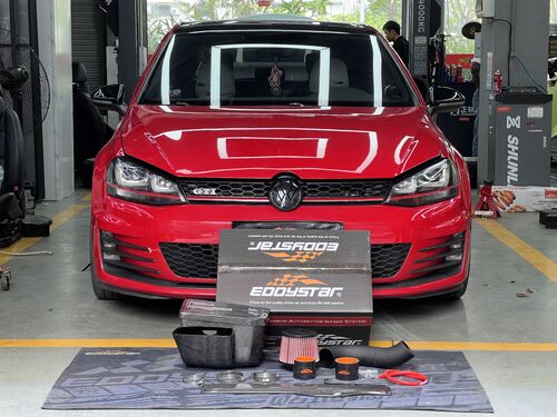 के बारे में नवीनतम कंपनी का मामला 2017 Volkswagen Golf 7 GTI Upgraded with EDDY Carbon Fiber Intake Box